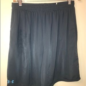 Under armour men athletic shorts XL